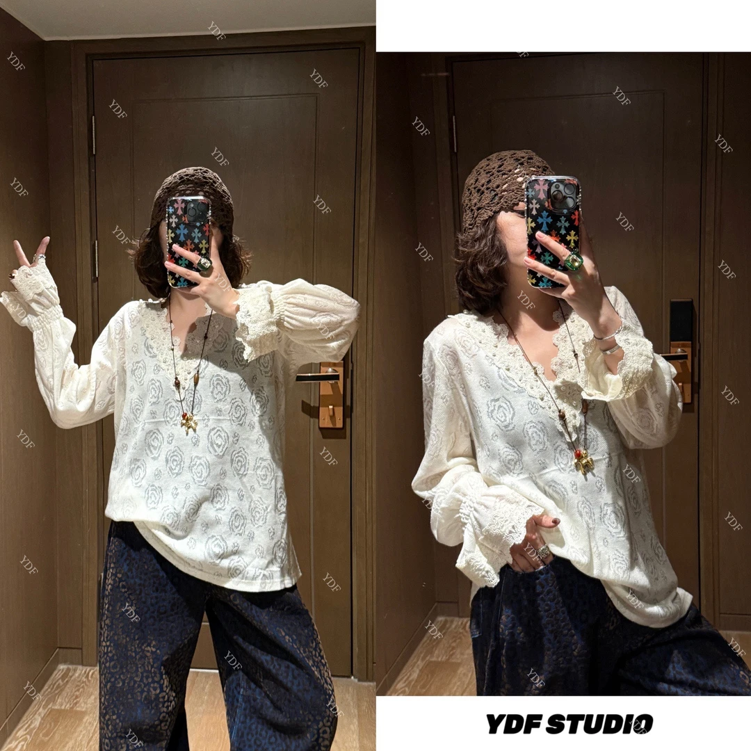 YDFSTUDIO小众【奶酥白茶】欧货高品重工蕾丝钉珠拼接设计V领上衣