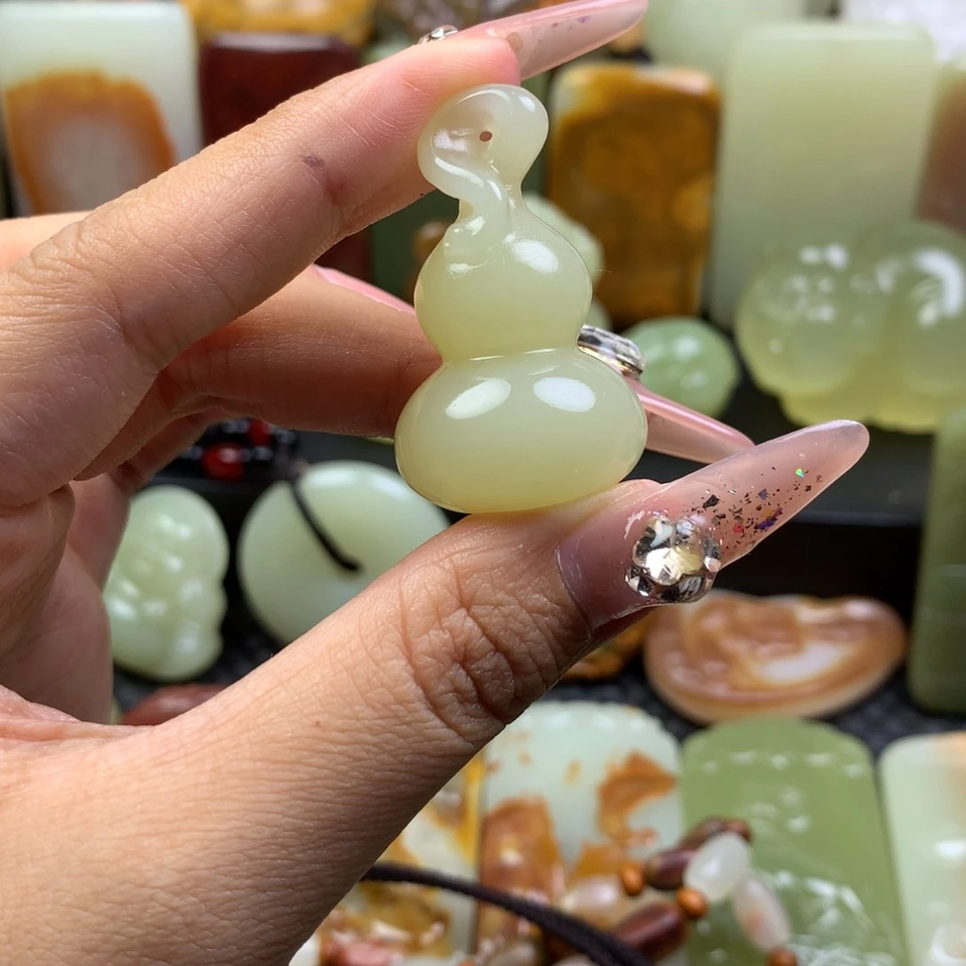 新疆昆仑山料牌子