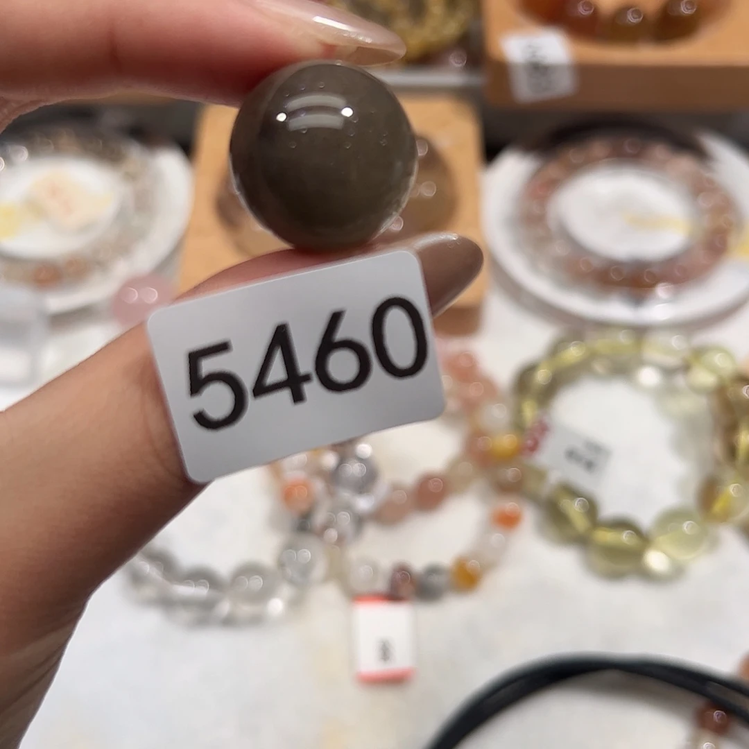 大型摆件（非配饰）未镶嵌水晶