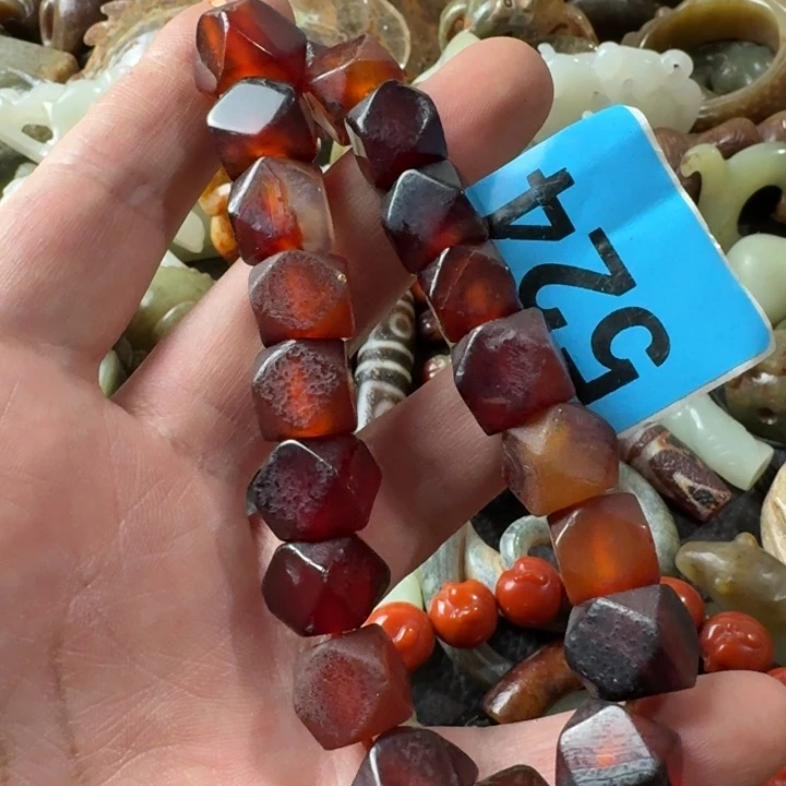 玛瑙/玉髓颈饰合金