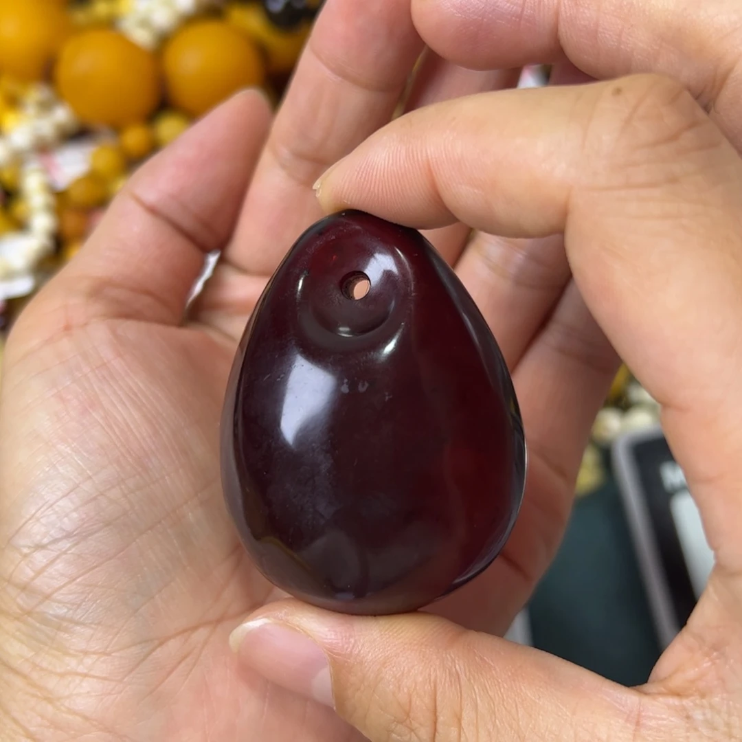 未镶嵌琥珀珠宝奇石423