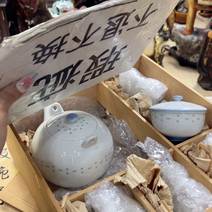瓷片陶瓷制品行业也出现