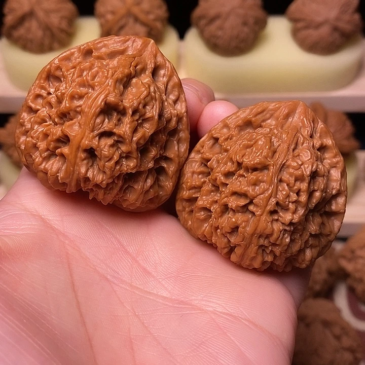 吊坠文玩核桃42三角疆