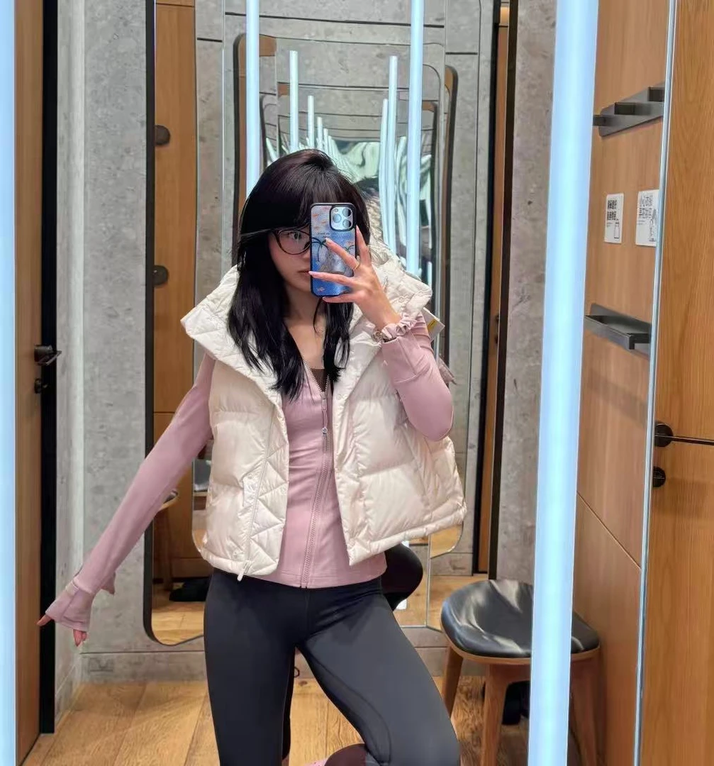 小美 一样一样的 羽绒马甲