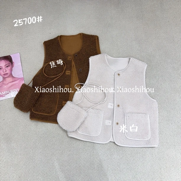 小时候女装店羊羔绒马甲25700