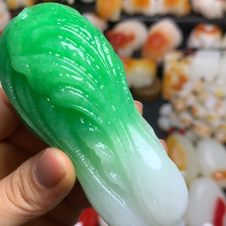 新疆戈壁石五彩石