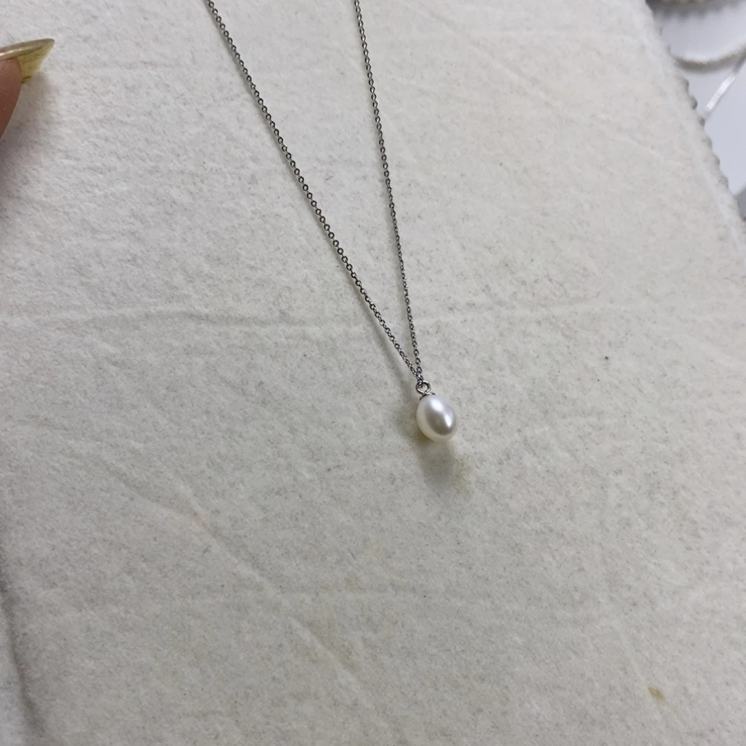 颈饰银S925镶嵌淡水珍珠
