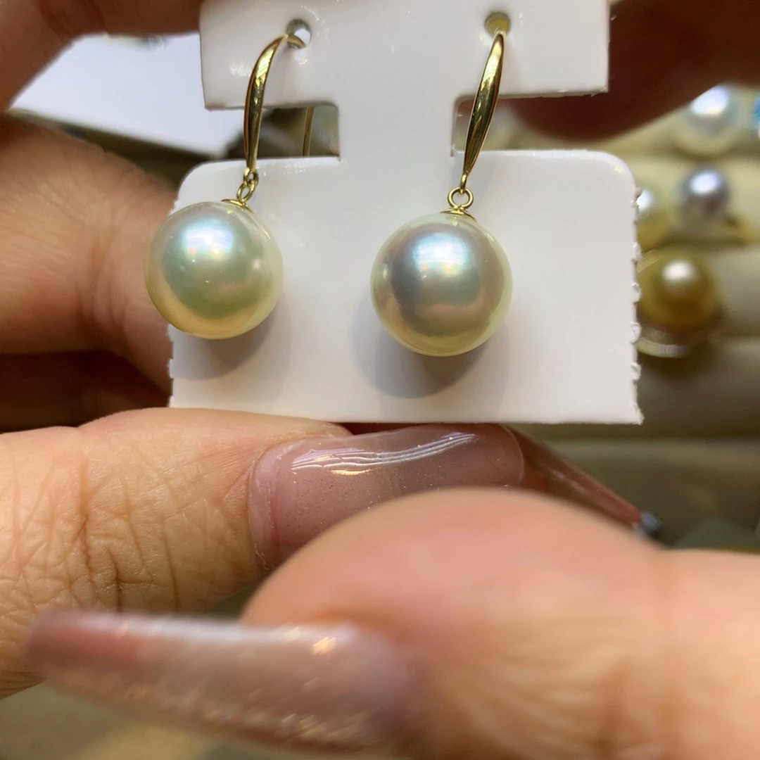 18K金镶嵌耳饰海水珍珠