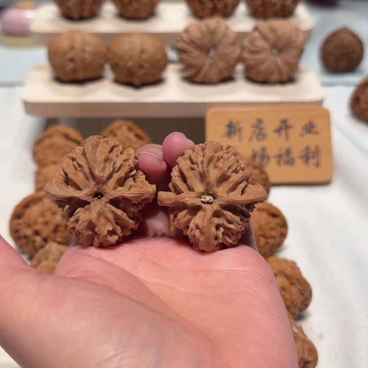 文玩核桃把件明**.40苹果园