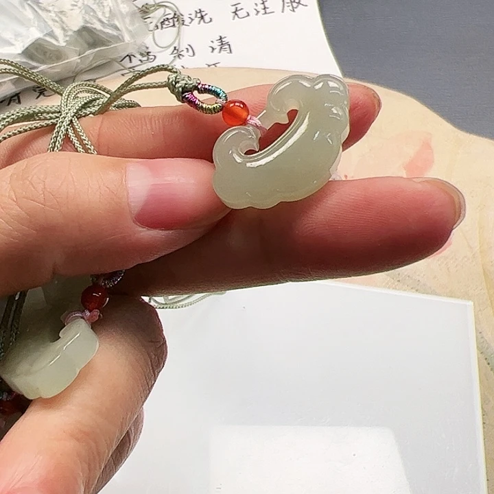 和田玉颈饰未镶嵌13