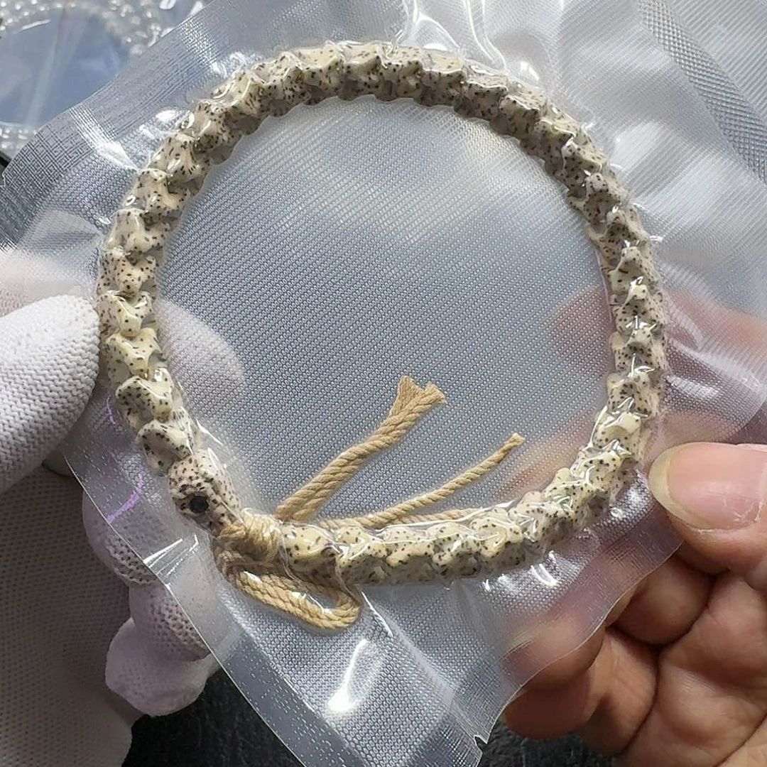 星月菩提手串星月菩提9mm蛇骨手串（氧化走色）