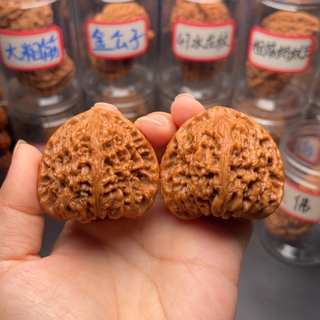 把件文玩核桃44老树三角疆