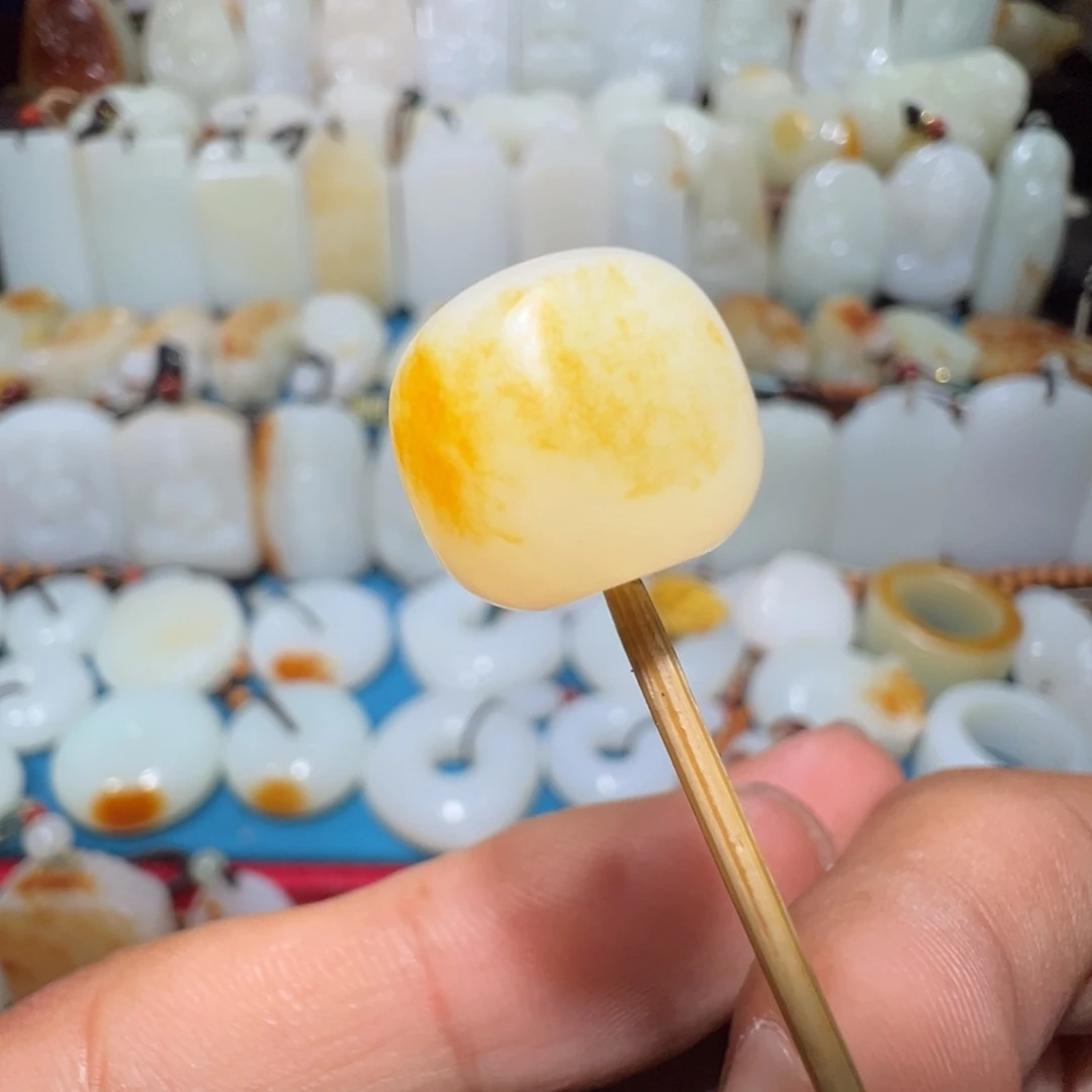 小***n和田玉未镶嵌吊坠(不含链)