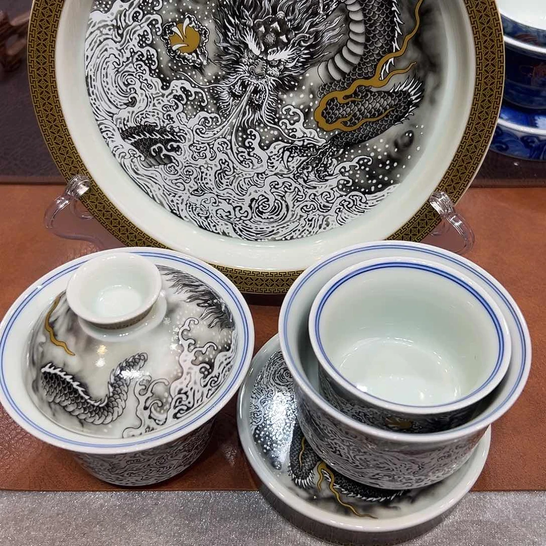 摆件时光想续保vBBCvvv回家哈哈哈哈