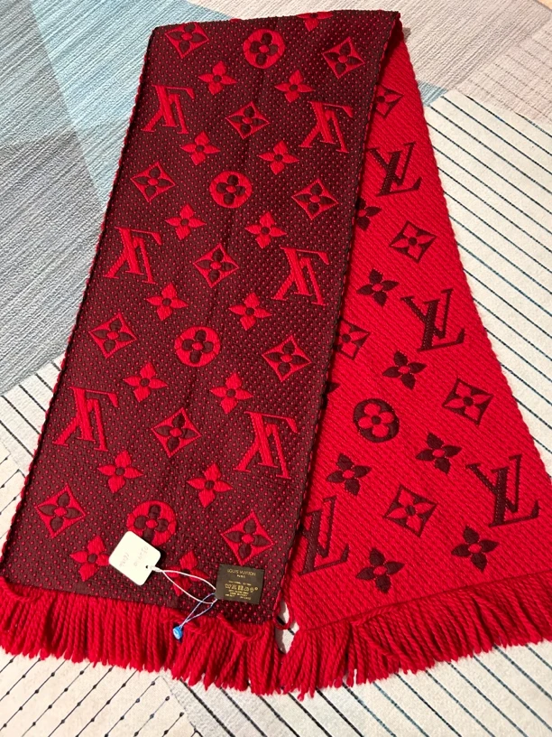未使用 LouisVuitton/路易威登 路易威登红色老花双面围巾