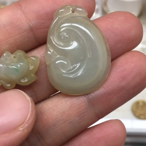 翡翠颈饰未镶嵌新店开业活动价