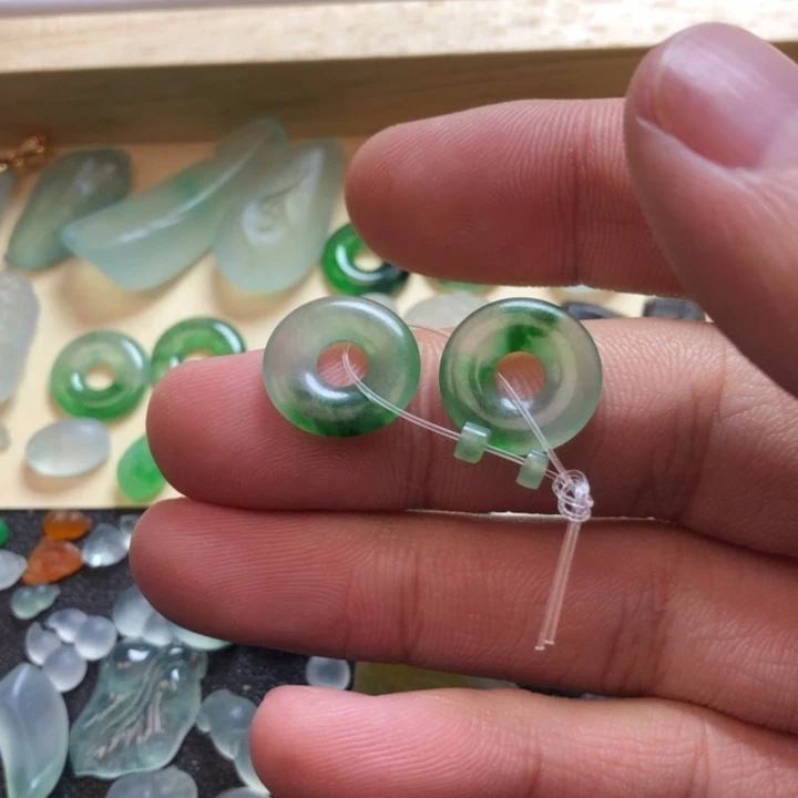 定制翡翠未镶嵌挂件