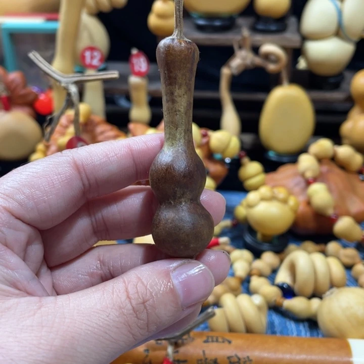 英***客15美好的一天从吃瓜