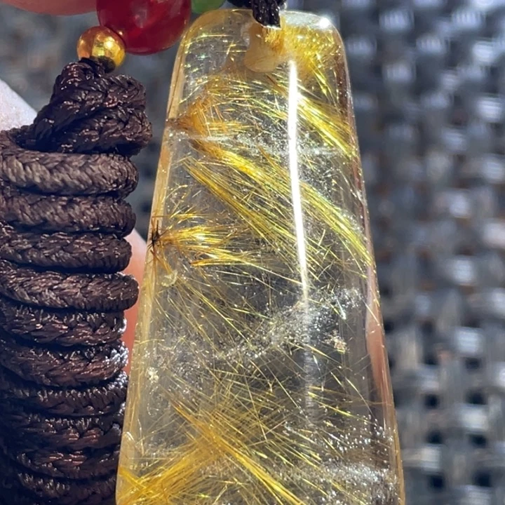 水晶吊坠(不含链)未镶嵌昵***置