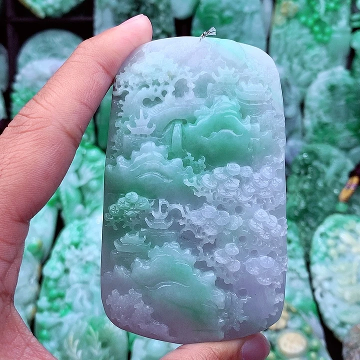 翡翠吊坠(不含链)未镶嵌已*置