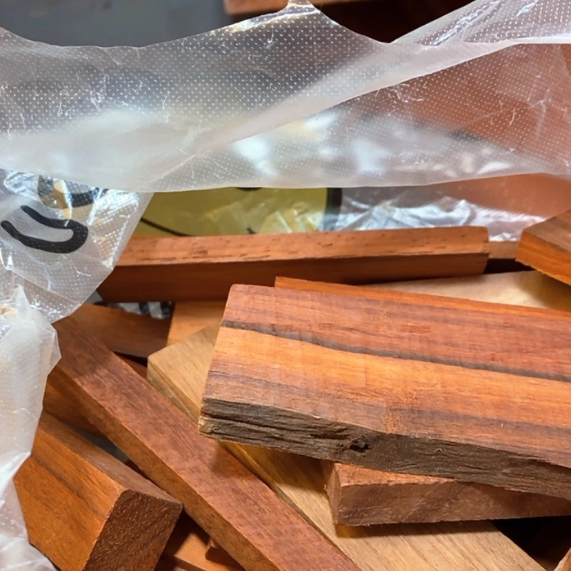 【闪购商品】非洲紫檀（红花梨）