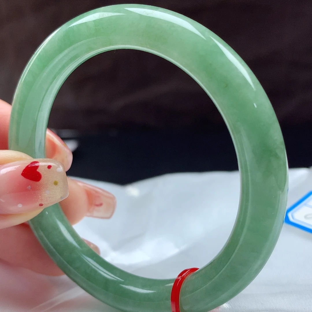 翡翠手镯未镶嵌40094，