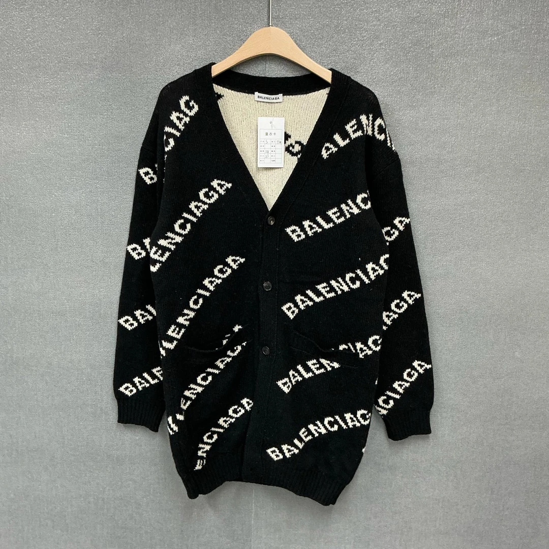 99新 Balenciaga/巴黎世家 满印弹幕58%羊毛开衫毛衣 99新S码