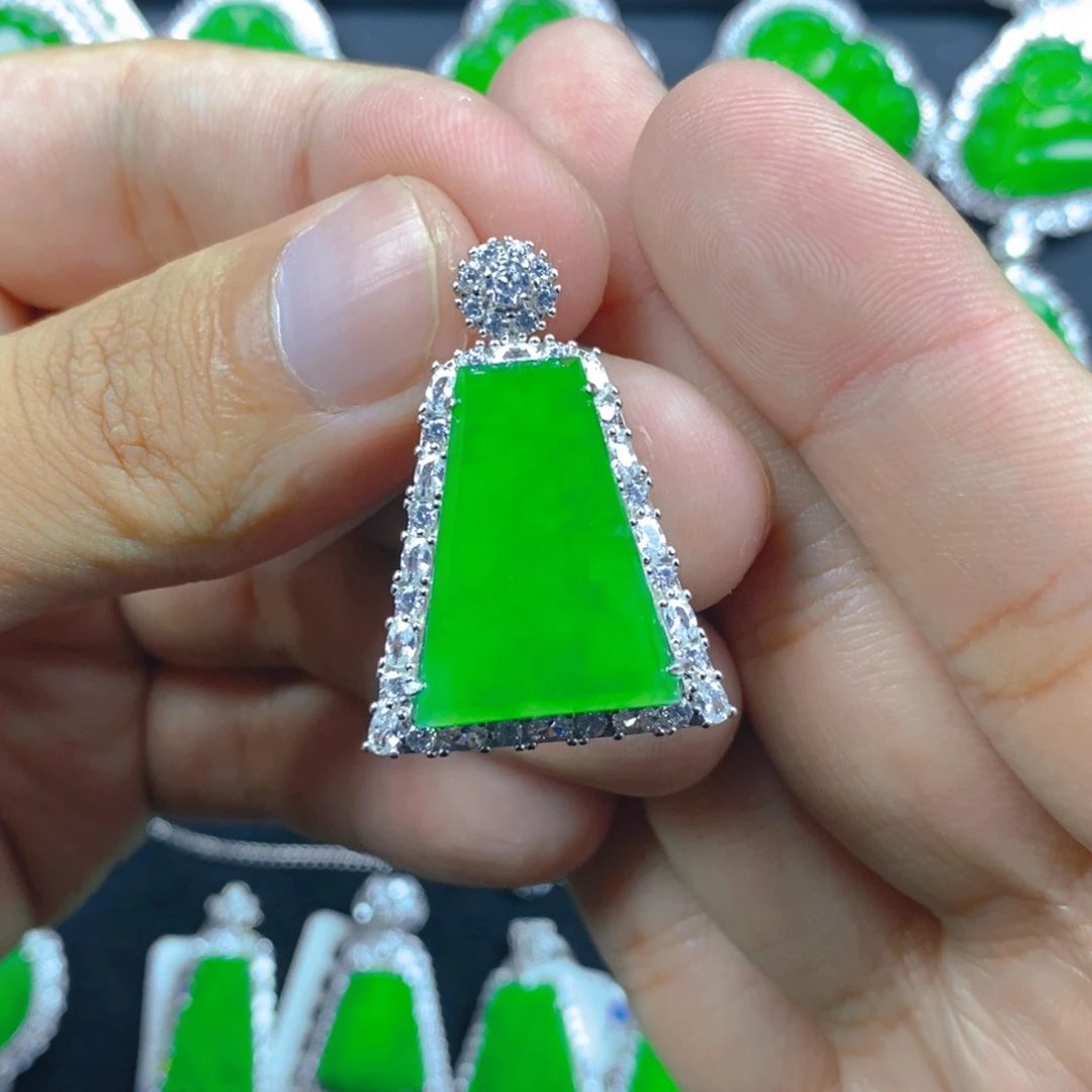 翡翠银S925镶嵌颈饰666666666