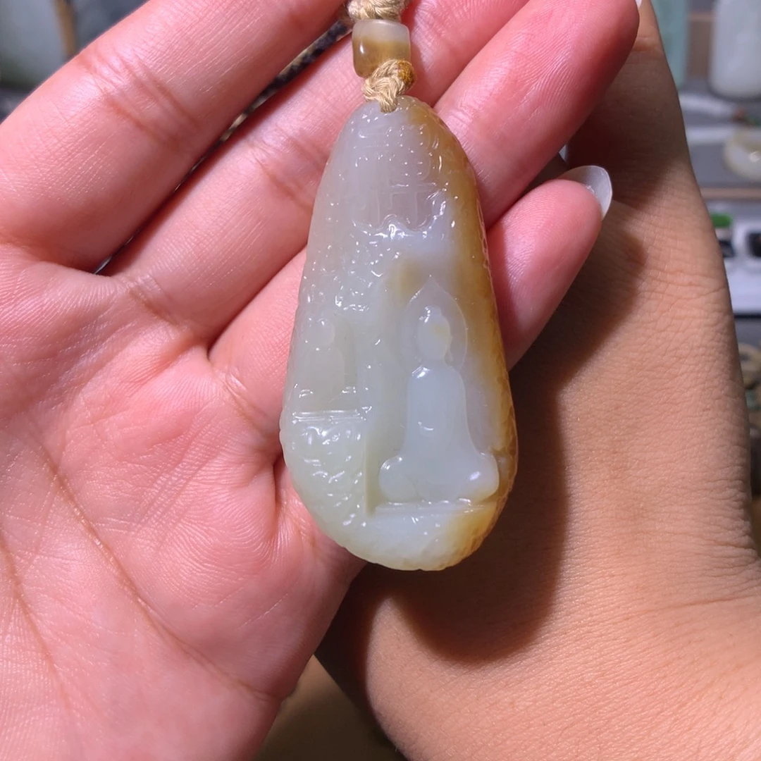 颈饰未镶嵌和田玉