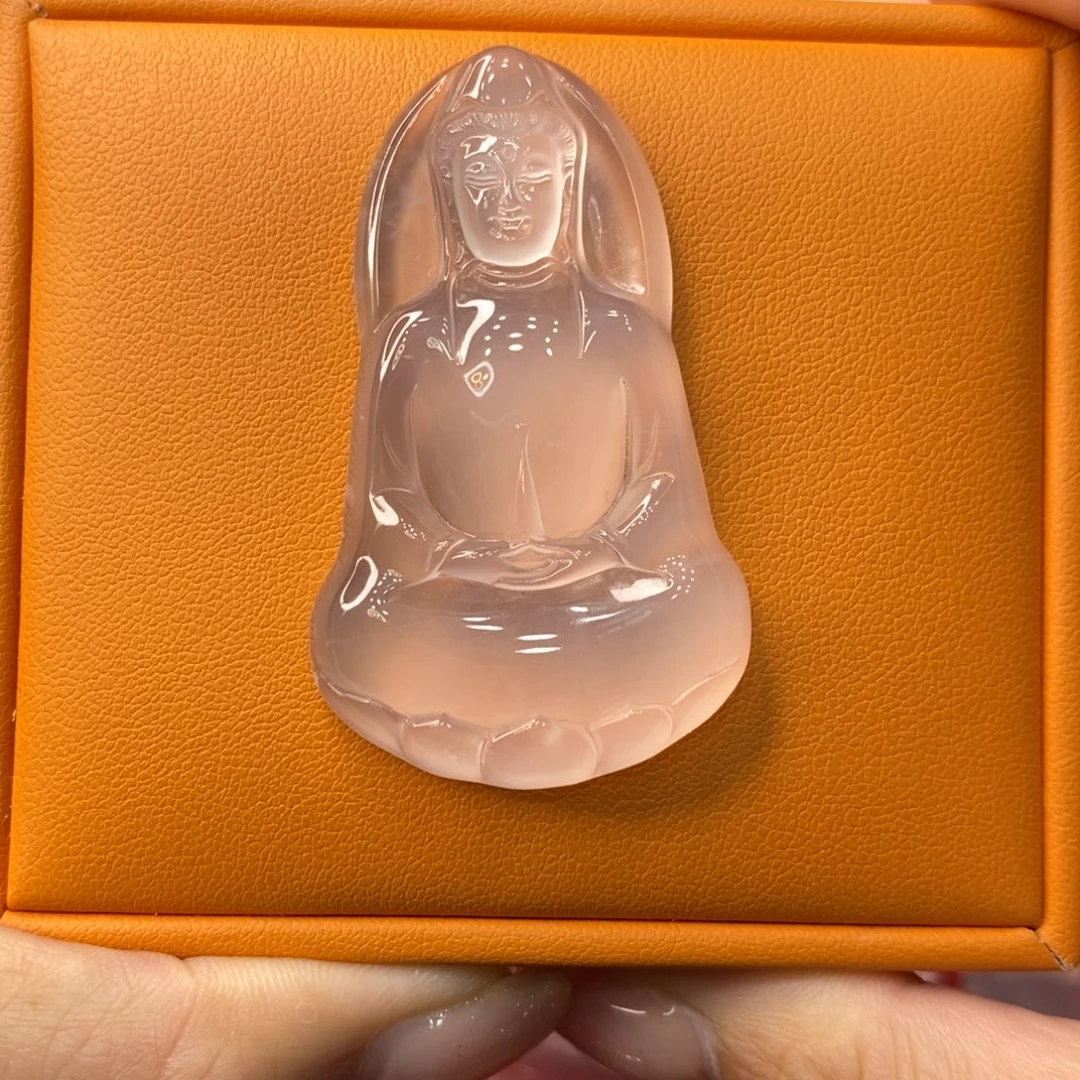 王***力石英质玉合金吊坠