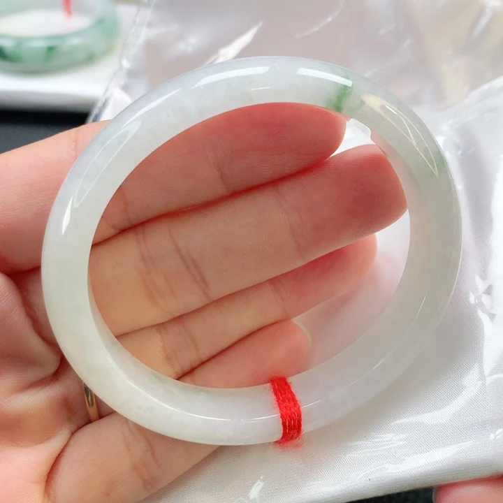 未镶嵌手镯翡翠56贵妃