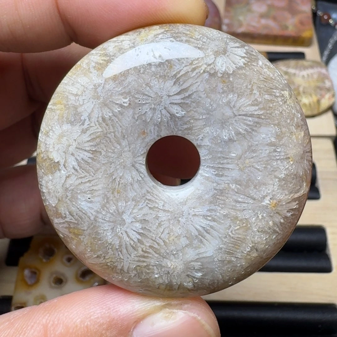 硅化玉未镶嵌纯天然色有机玉石保真色