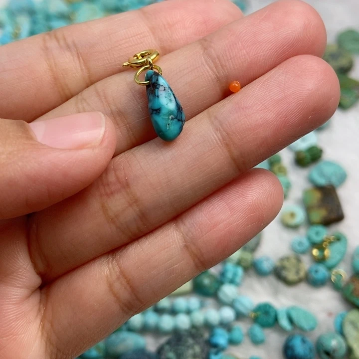 南红玛瑙未镶嵌珠宝奇石