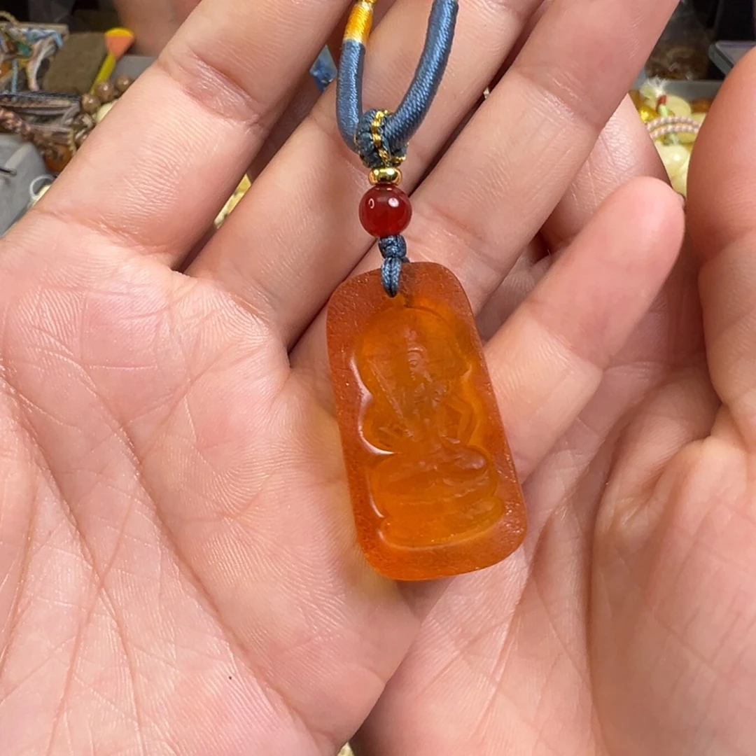 裸石琥珀未镶嵌牛虎