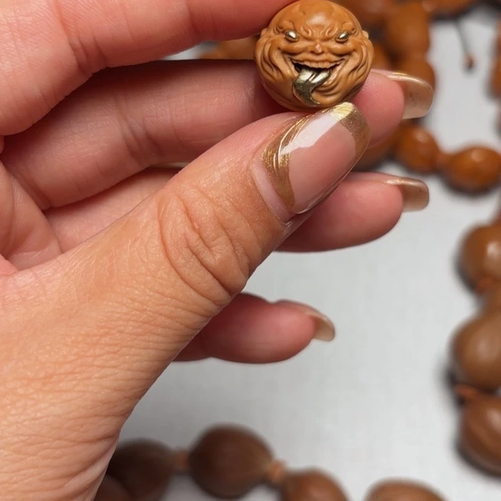 橄榄核手串/手链猴头舔僧铜