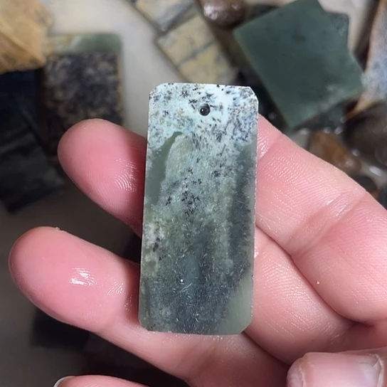 岫岩河磨玉（透闪石质玉）未镶嵌挂件