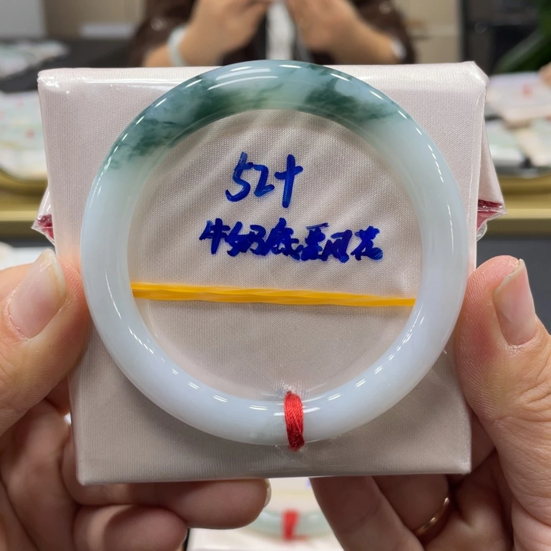 未镶嵌手镯翡翠翡翠