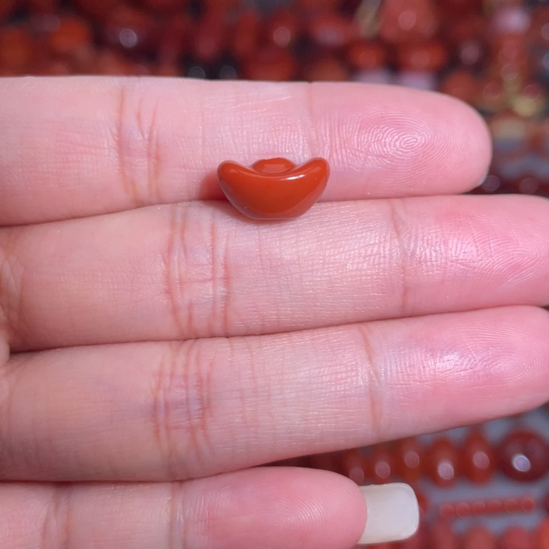 南红玛瑙未镶嵌元宝