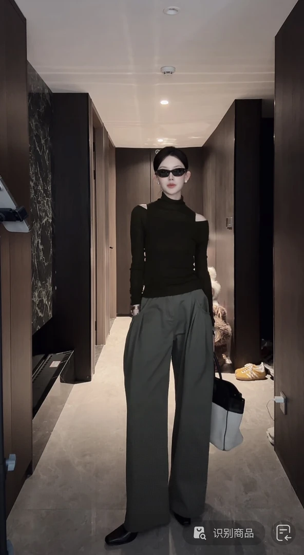 LUHE【氧气韩女】hehe私服~绵羊毛小高领无袖针织背心+100棉休闲裤