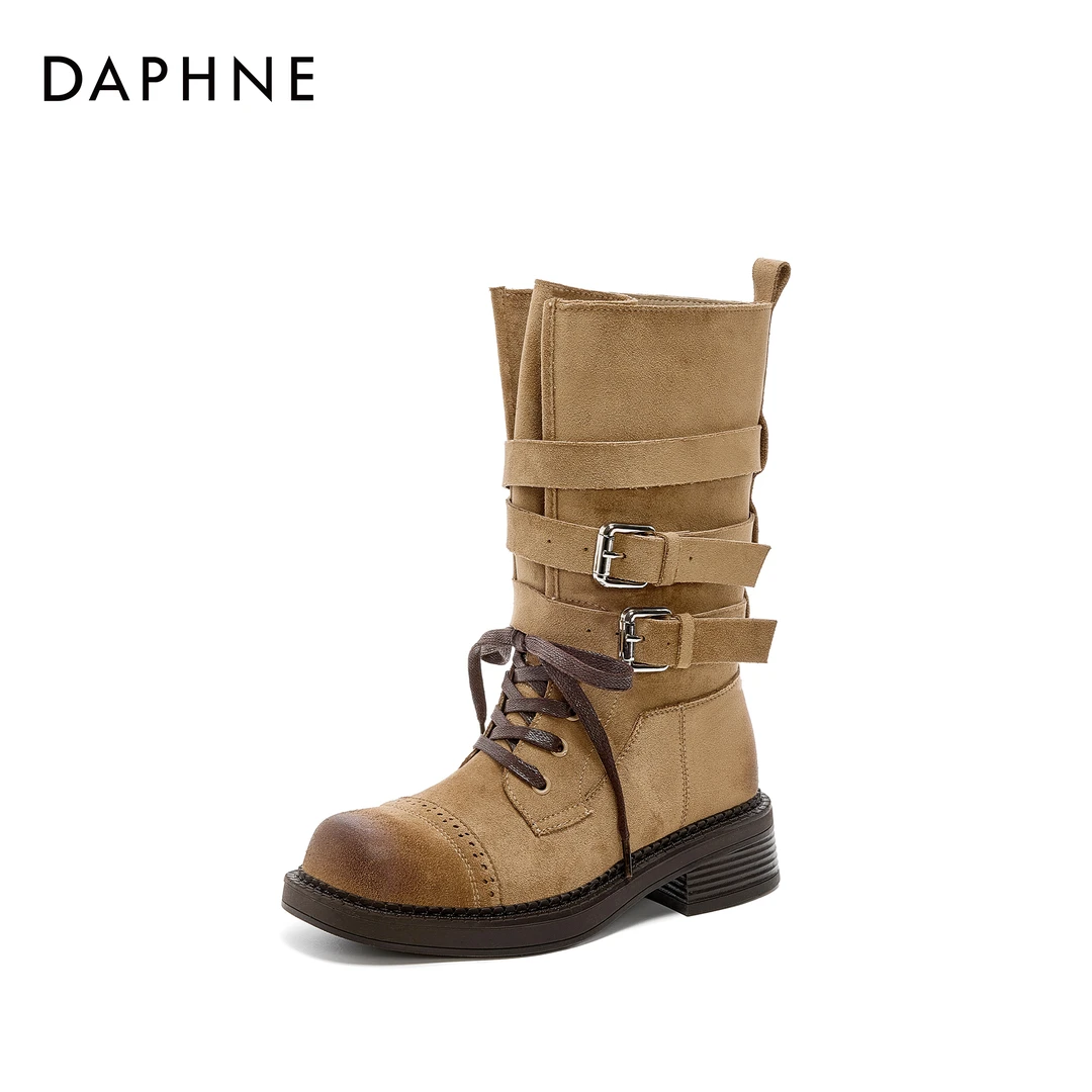 达芙妮2025年秋季新款皮带扣中筒高跟休闲风擦色时装靴圆头女靴
