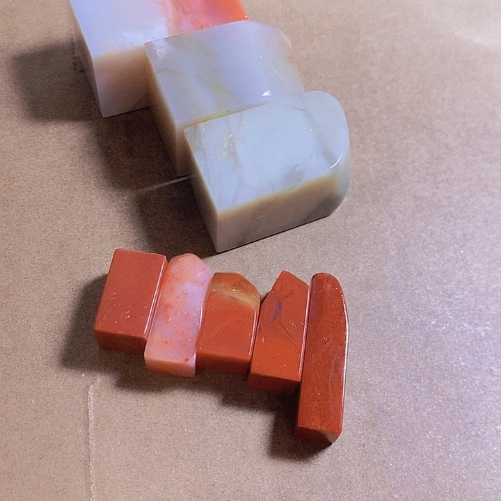 老挝石忆*low以至于统一战线