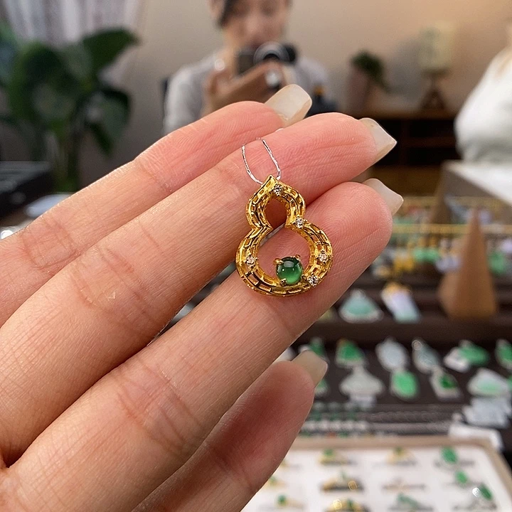 翡翠银S925镶嵌颈饰