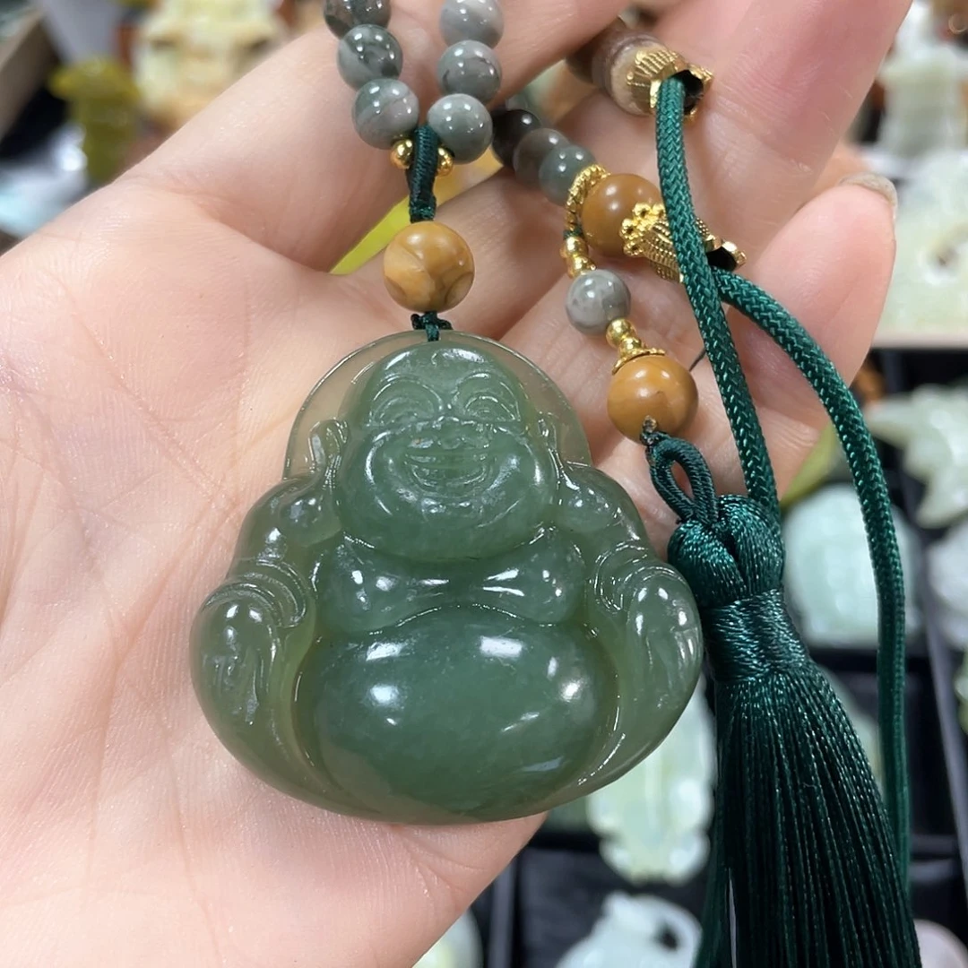 蛇纹石玉颈饰未镶嵌