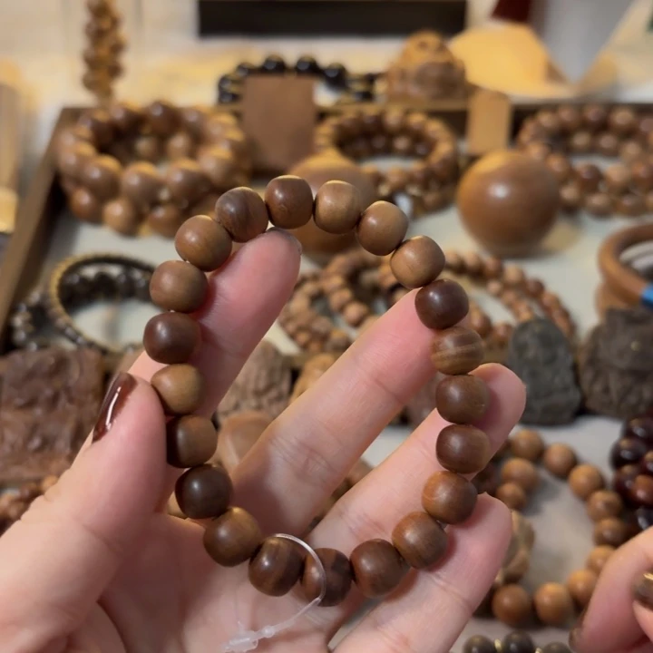 檀香木其他老山檀香9×10横纹微瑕