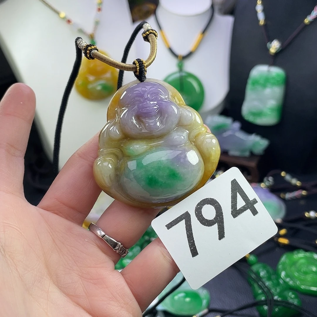 翡翠未镶嵌吊坠(赠链)