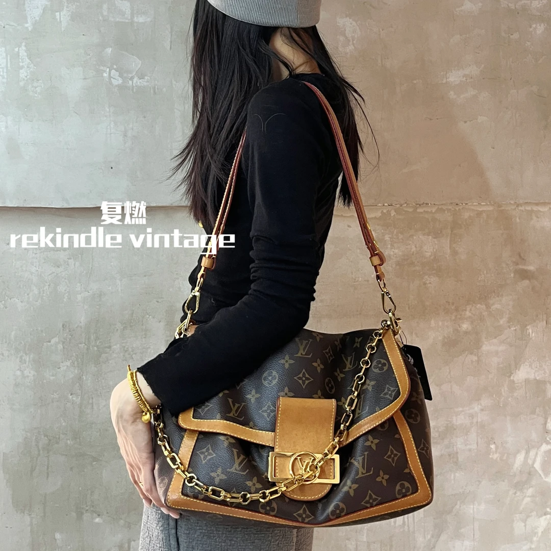 95新 LouisVuitton/路易威登 复燃精选/大号达芙妮芯片款斜挎包