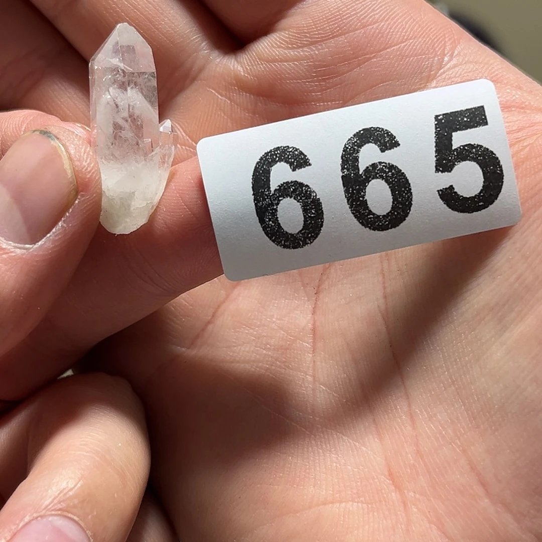 未镶嵌水晶大型摆件（非配饰）