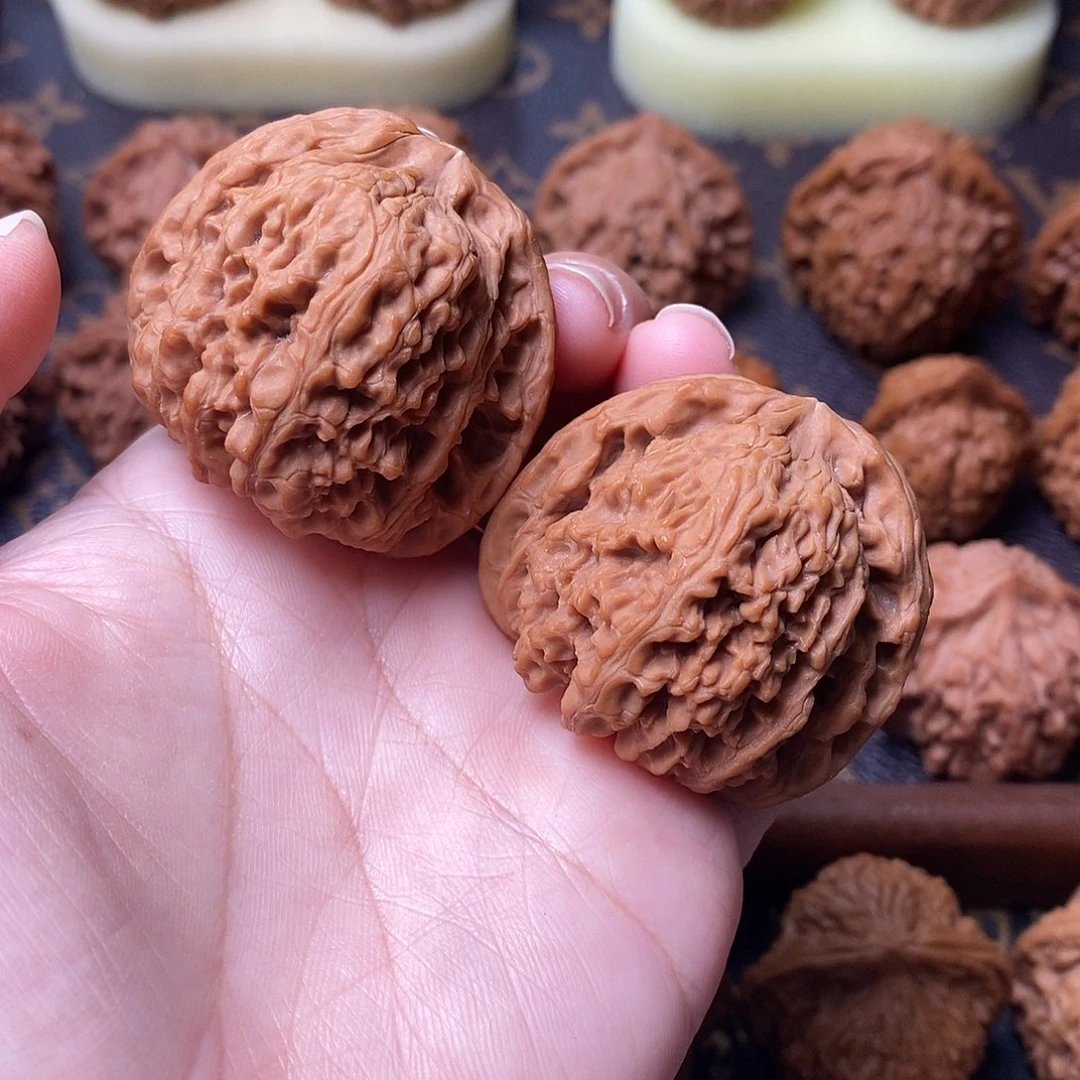 桃核吊坠全品南疆石42尺