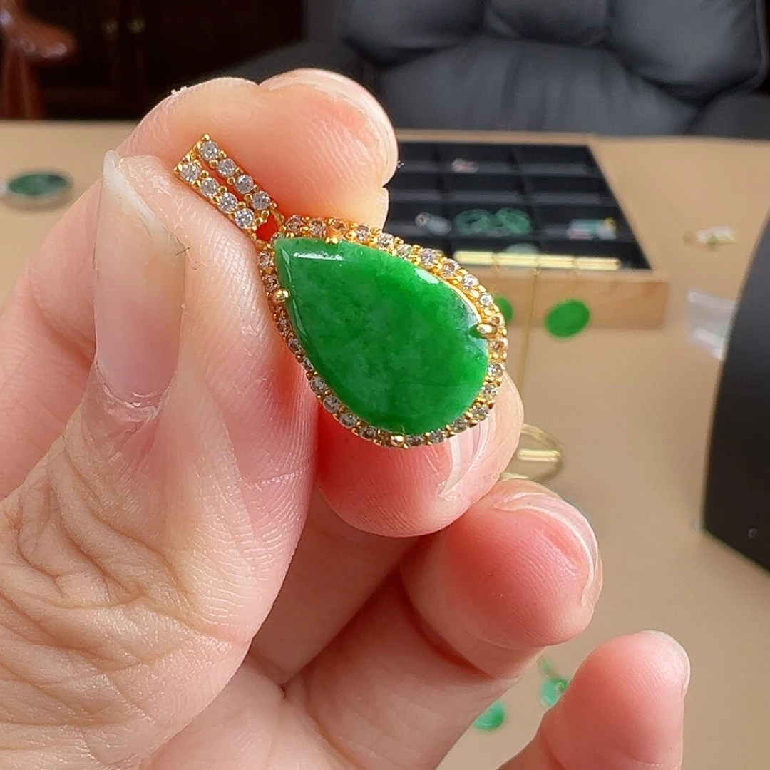 翡翠银S925镶嵌颈饰吊坠