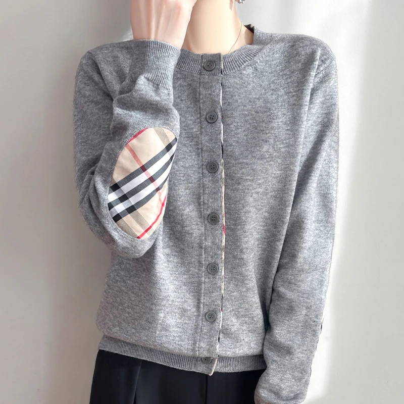 品牌撤柜春秋新款精纺羊毛布边圆领开衫女宽松外搭针织衫